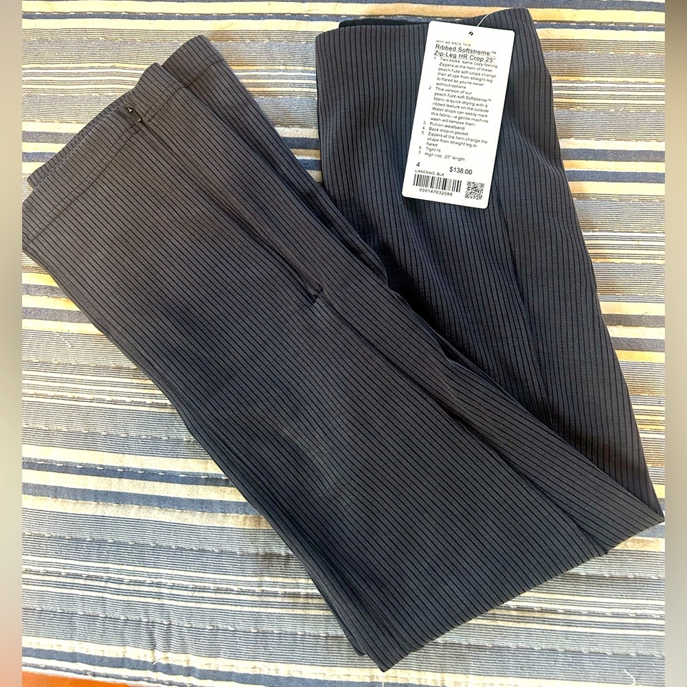 Lululemon Ribbed Softstreme Zip-Leg HR crop pants 🩶